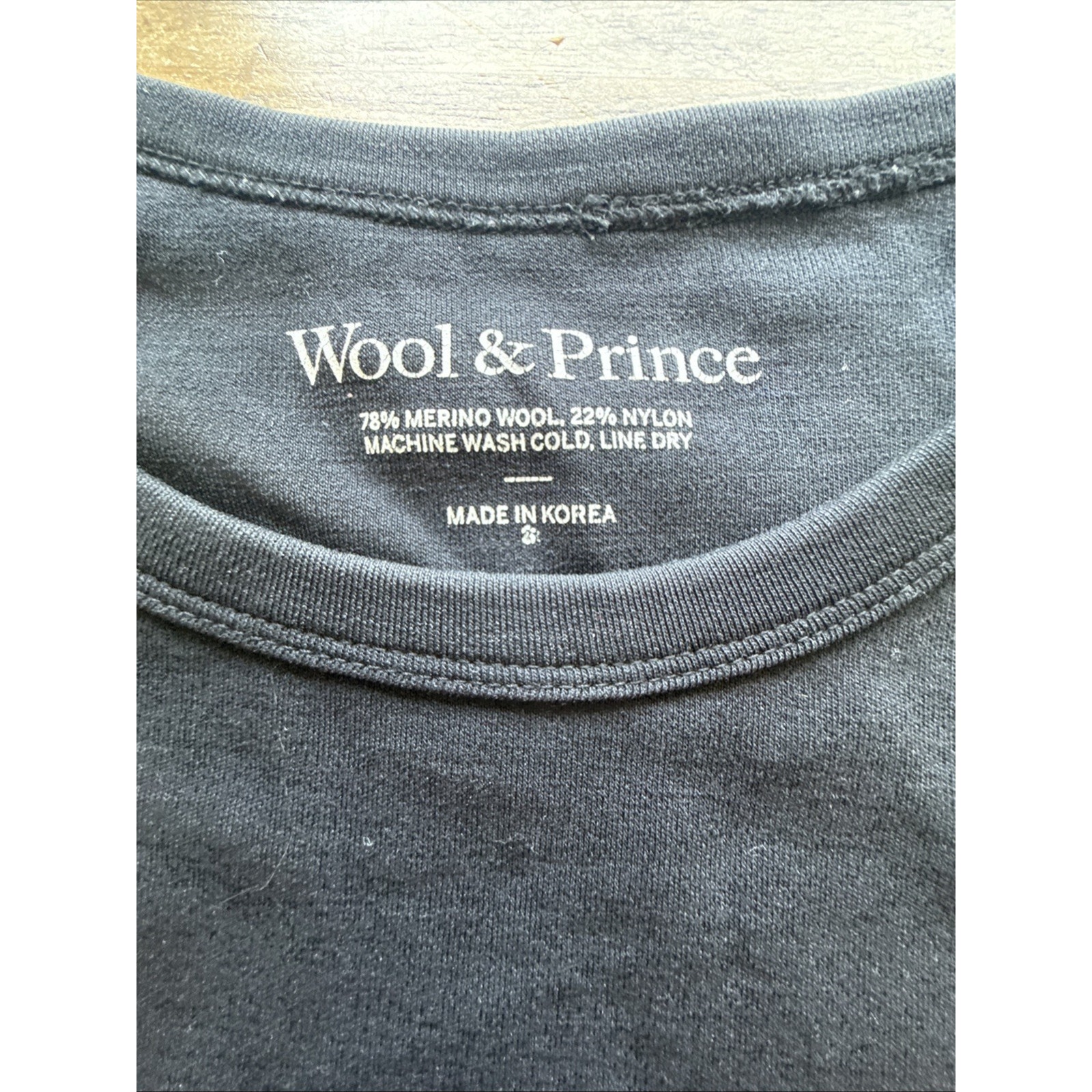 Wool&Prince Men’s Long Sleeve Shirt In Black, Size Small. Marino Blend — image 7 of 7